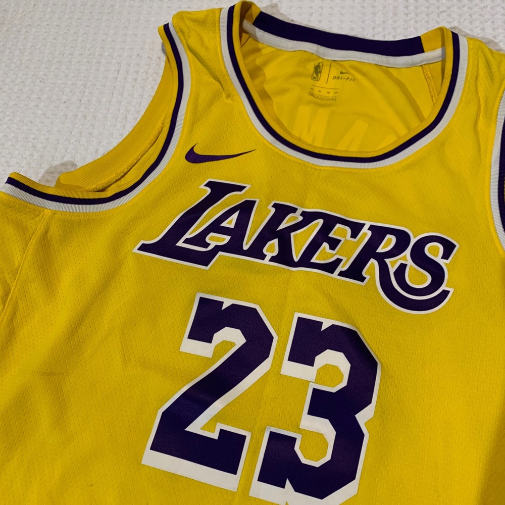 Nike NBA Los Angeles Lakers LeBron James 23 Swingman Jersey Yellow XL 52 - Picture 4 of 7